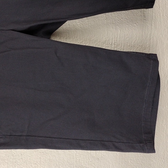 LOFT Outlet Petite Dark Gray Mid Rise Dress Bermuda Roll Shorts - Picture 3 of 13